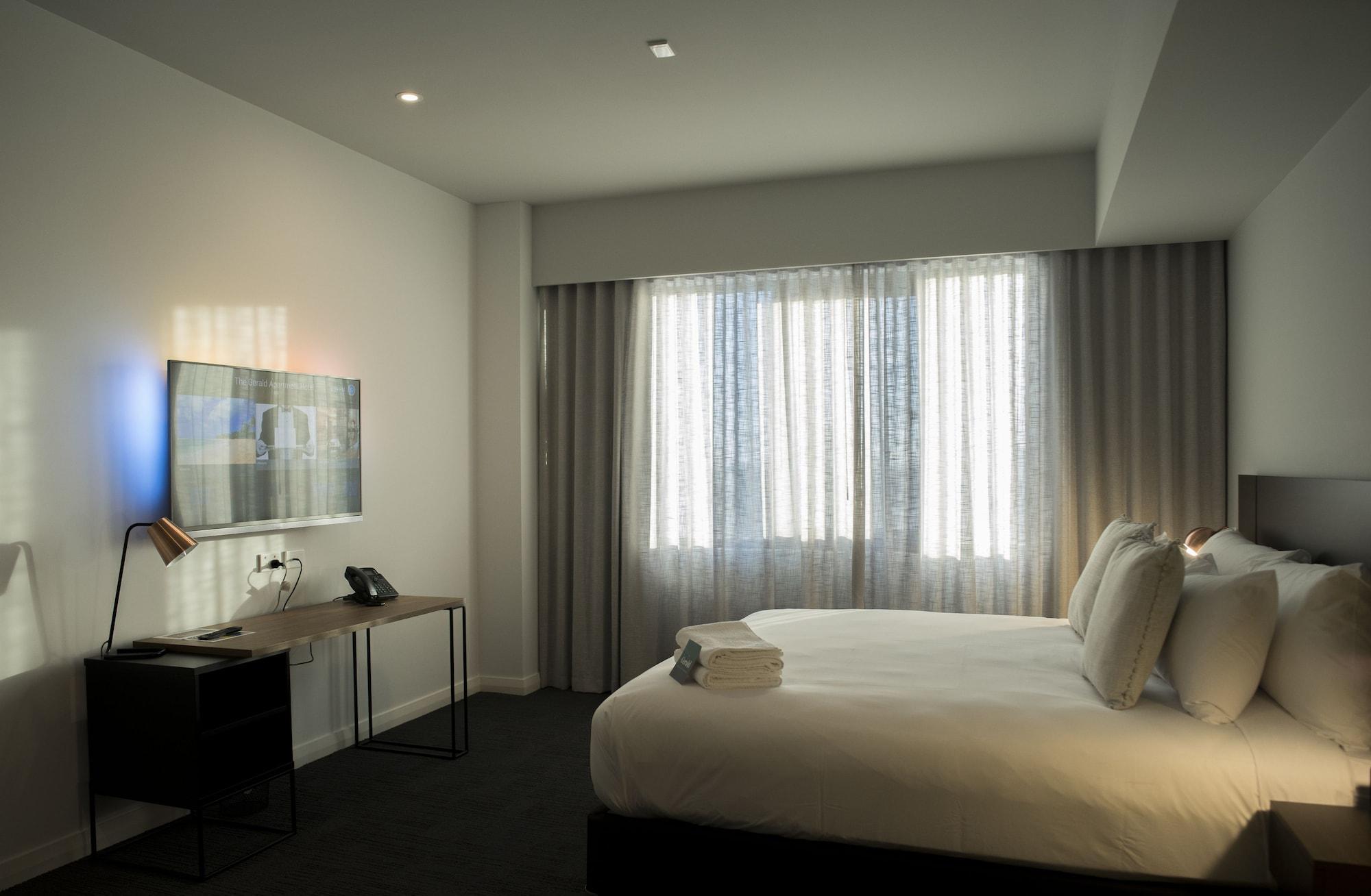 The Gerald Apartment Hotel Geraldton Exterior photo