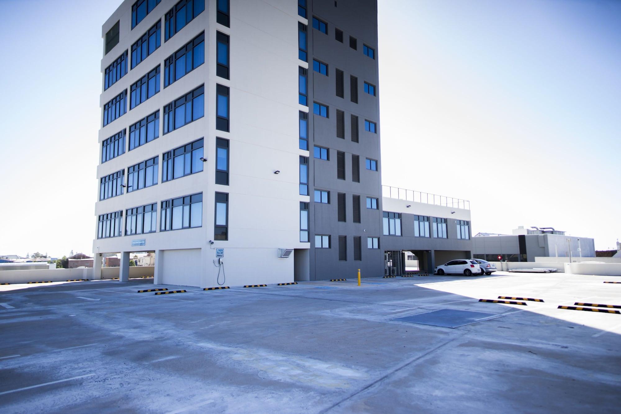 The Gerald Apartment Hotel Geraldton Exterior photo